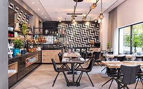 מלון פרימה סיטי